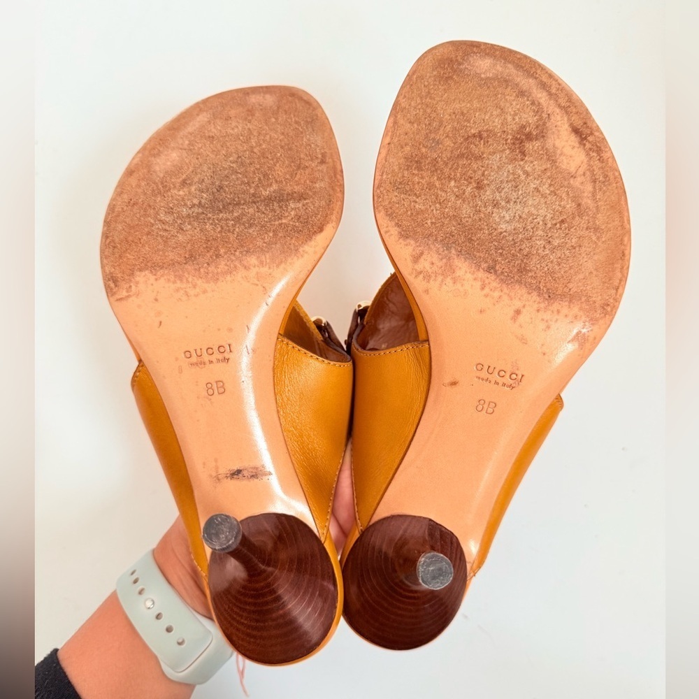 Gucci Mustard Yellow Suede Leather hasler horsebit thong heel sandals US 8 - Picture 7 of 9